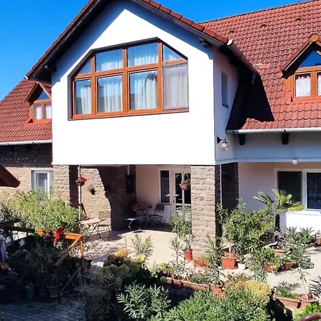 Oleander Vendeghaz 3* Tihany